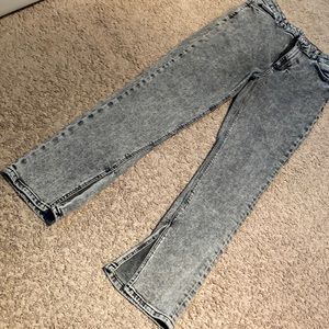 Zara size USA 6 gray skinny bottom slit jeans